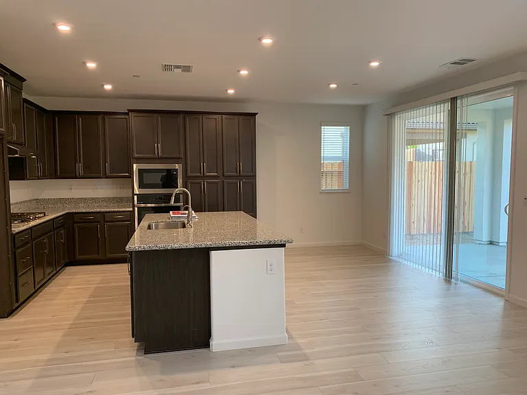 6081 Summerwind Dr — Photo 3