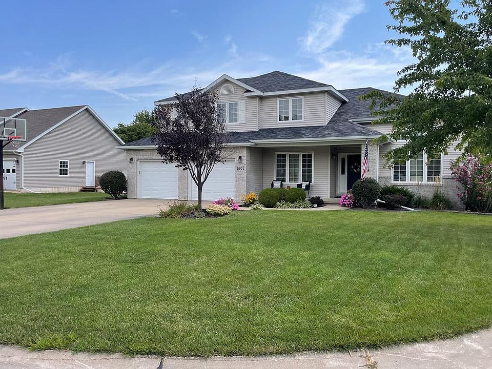 1st image of 1807 Meadow View Dr