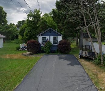7084 & 7086 Lakeshore Rd, Cicero, NY, 13039
