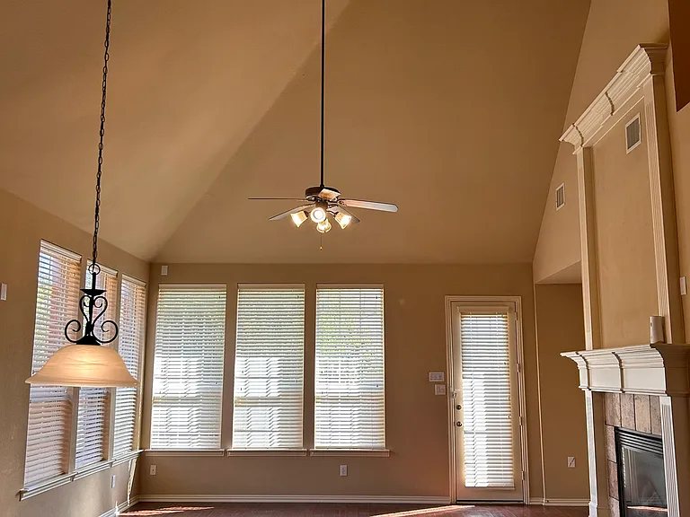 6794 Calm Meadow Dr — Photo 9
