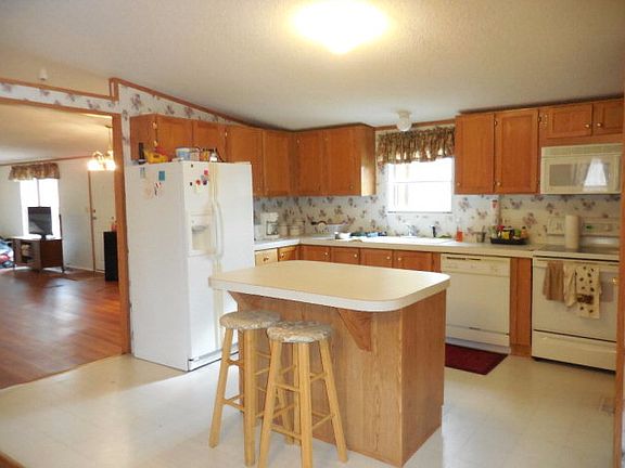 2nd image of 1367 Great Creek Dr