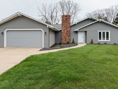 19155 Windward Way, Strongsville, OH, 44136