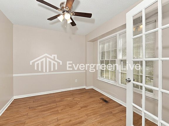 5th image of 6800 Green Acre Cir