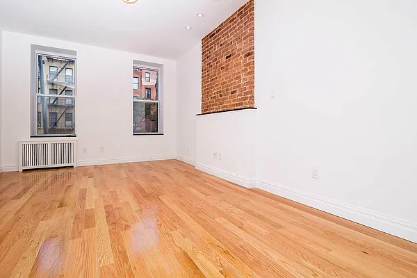 Rented by Keller Williams NYC | media 22
