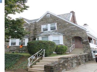 2212 Rhawn St, Philadelphia, PA 19152