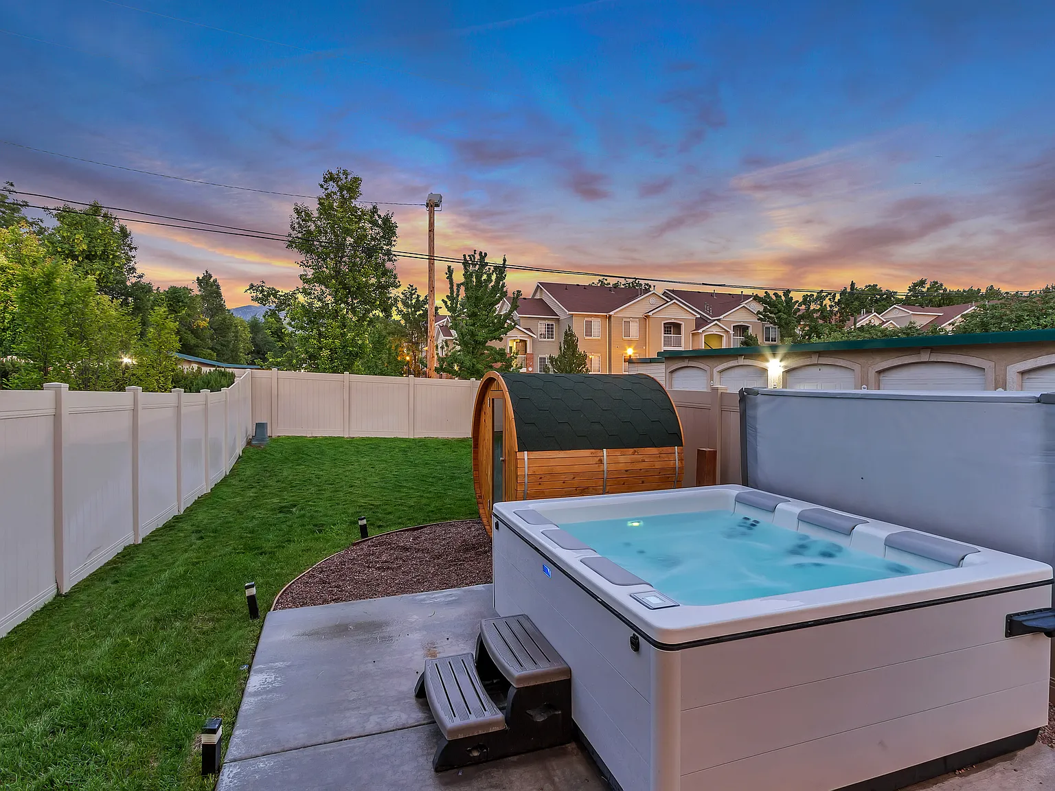 3 bed, 2444 sqft, $4,500 — Photo 3