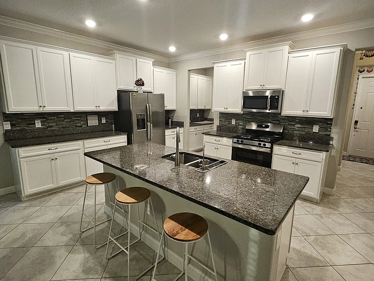25057 Lambrusco Loop — Photo 15