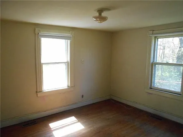 1202 Willcox St, Petersburg, VA 23803