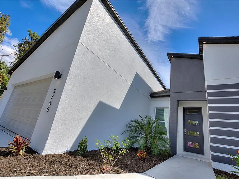 3707 Fontainebleau St — Photo 4