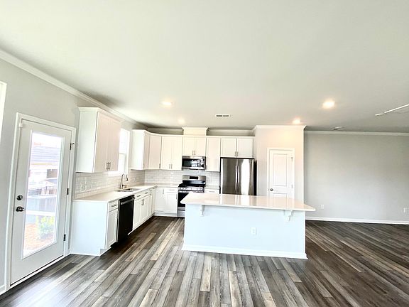 5th image of 1050 Gemma Dr