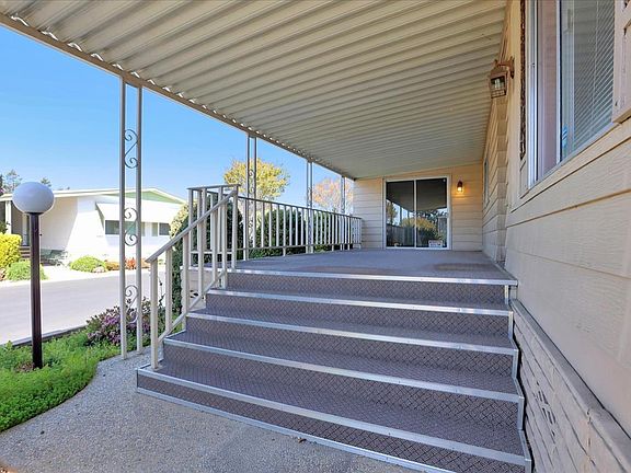 4th image of 67 Quail Hollow Dr #67