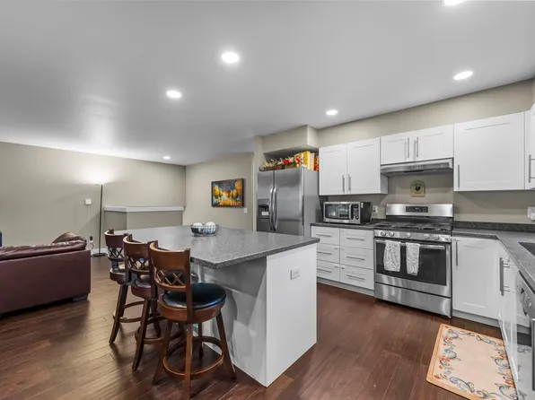 14 Morningdale Cir, Madison, WI 53717