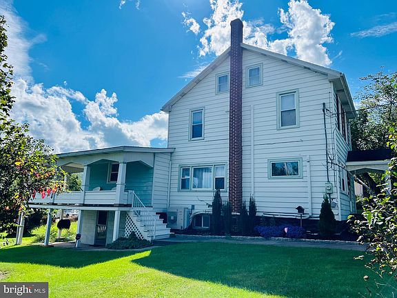 2nd image of 518 Greenfield St