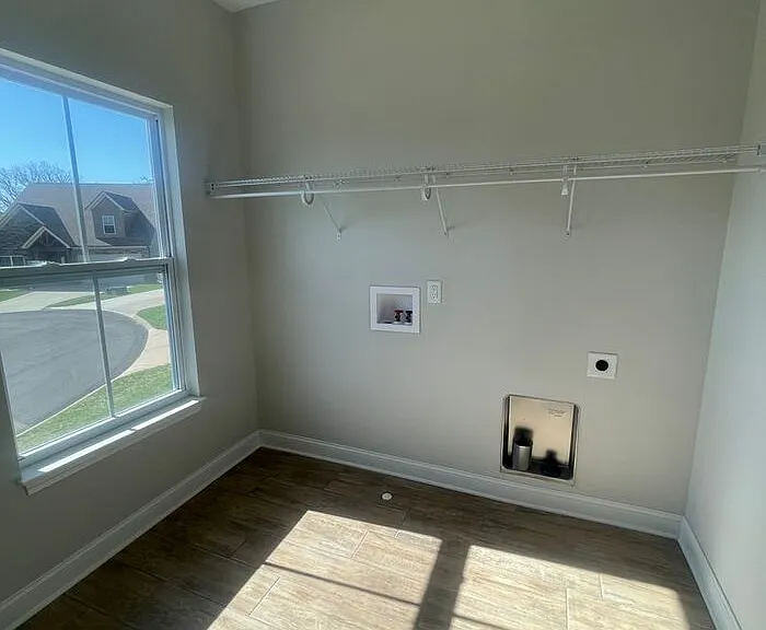 3262 Denver Ln — Photo 15