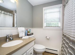 12 Rule Ln, Lowell, MA 01854
