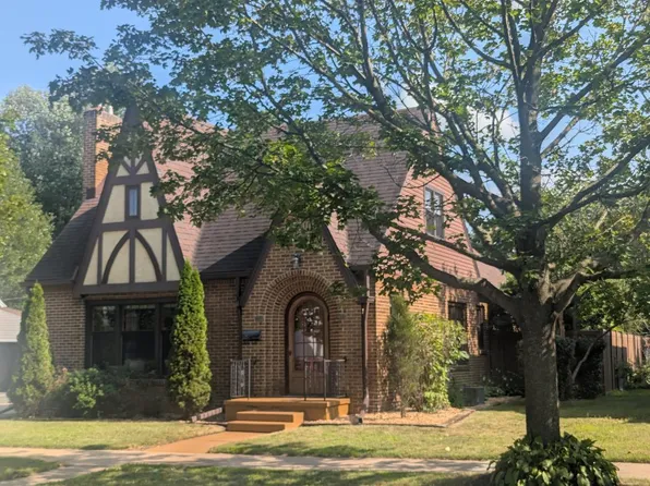 805 STEUBEN STREET, Wausau, WI 54403
