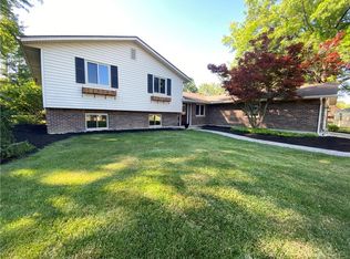 8055 Blackleaf Ct, Dayton, OH 45458