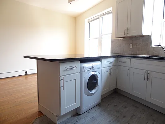 Rented by Miron Realty Group | media 51