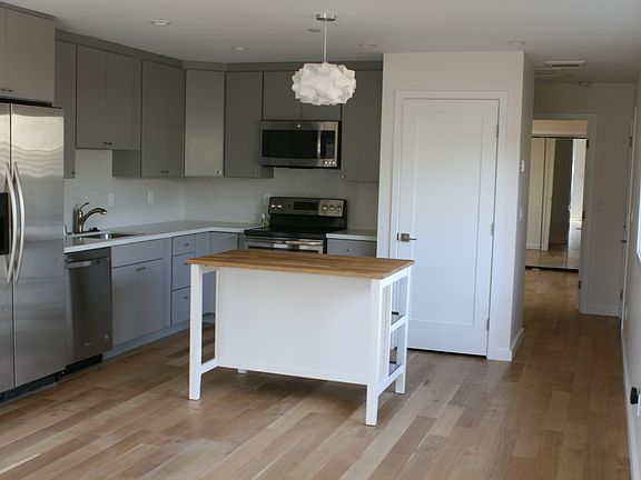 2nd image of 10210 Richwood Dr #10208