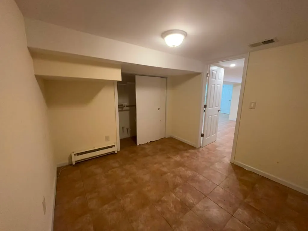 2 bed, $1,600 — Photo 4