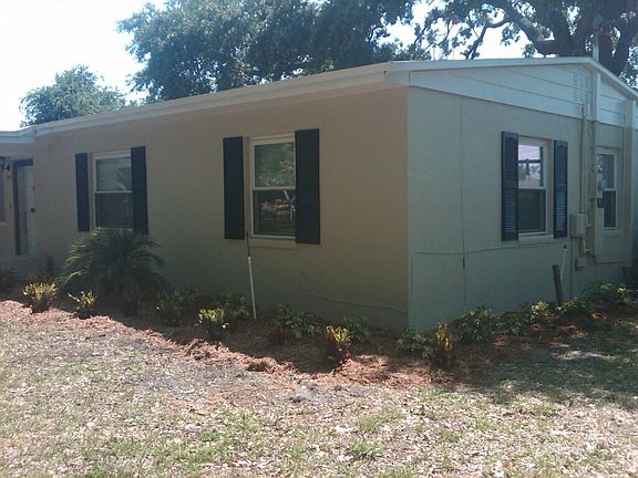 5th image of 3615 S Gardenia Ave