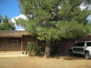 900 Avenue N NW, Childress, TX 79201