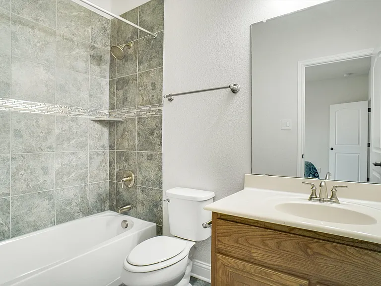 2404 Palmetto Way — Photo 22