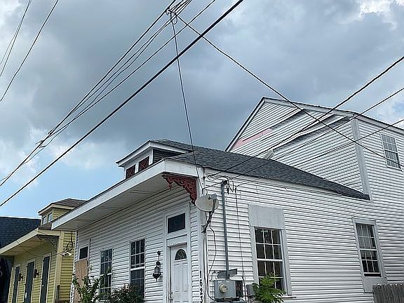 4th image of 1623 Painters St