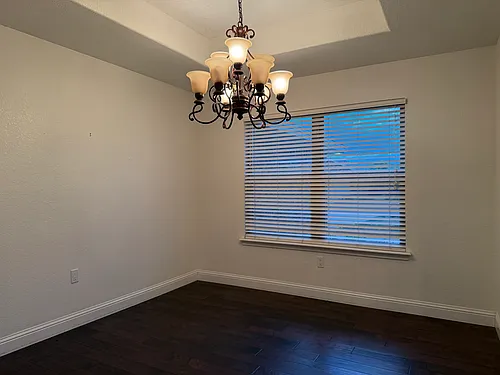2409 Cobblestone Cir Photo 1