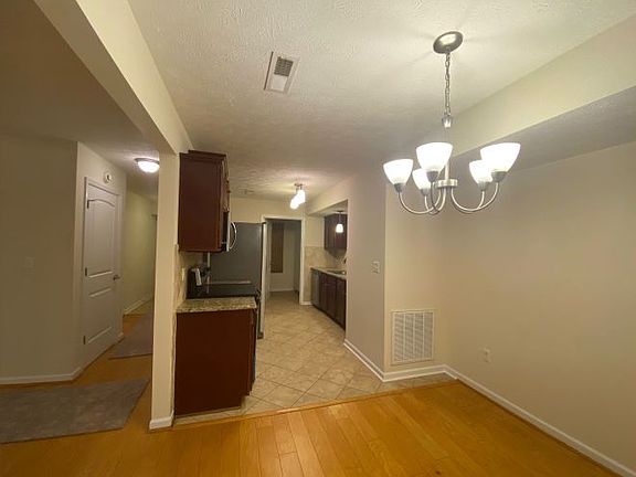 4th image of 119 Bennett Dr