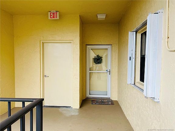 5th image of 7420 S Ocean Dr #811C