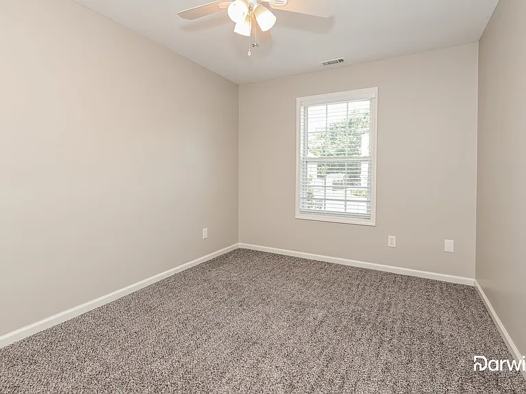 64 Maple Hill Dr — Photo 13