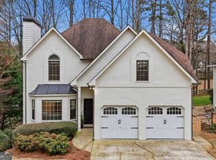 618 Wedgewood Dr, Woodstock, GA 30189