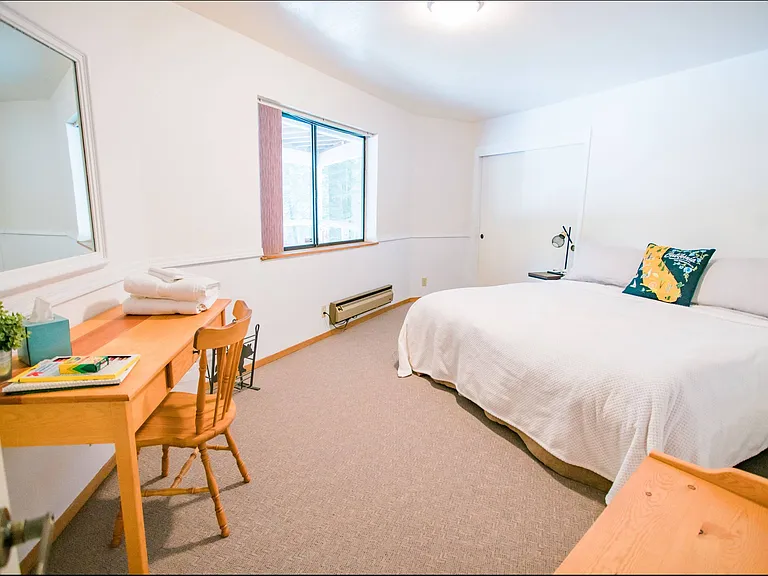 1434 Skyline Dr — Photo 13