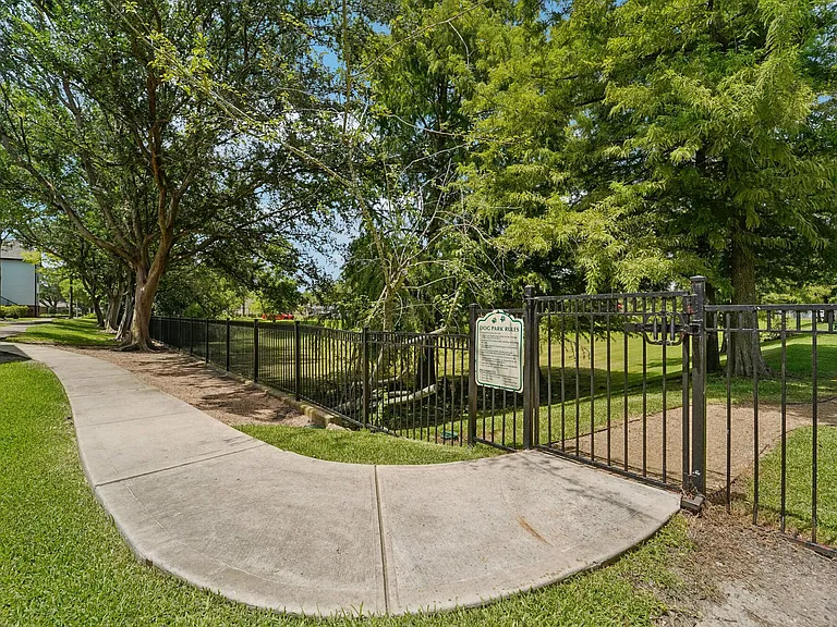 The Boulevard at Deer Park — Photo 72