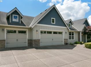 1102 E Edgewood Dr, Newberg, OR 97132