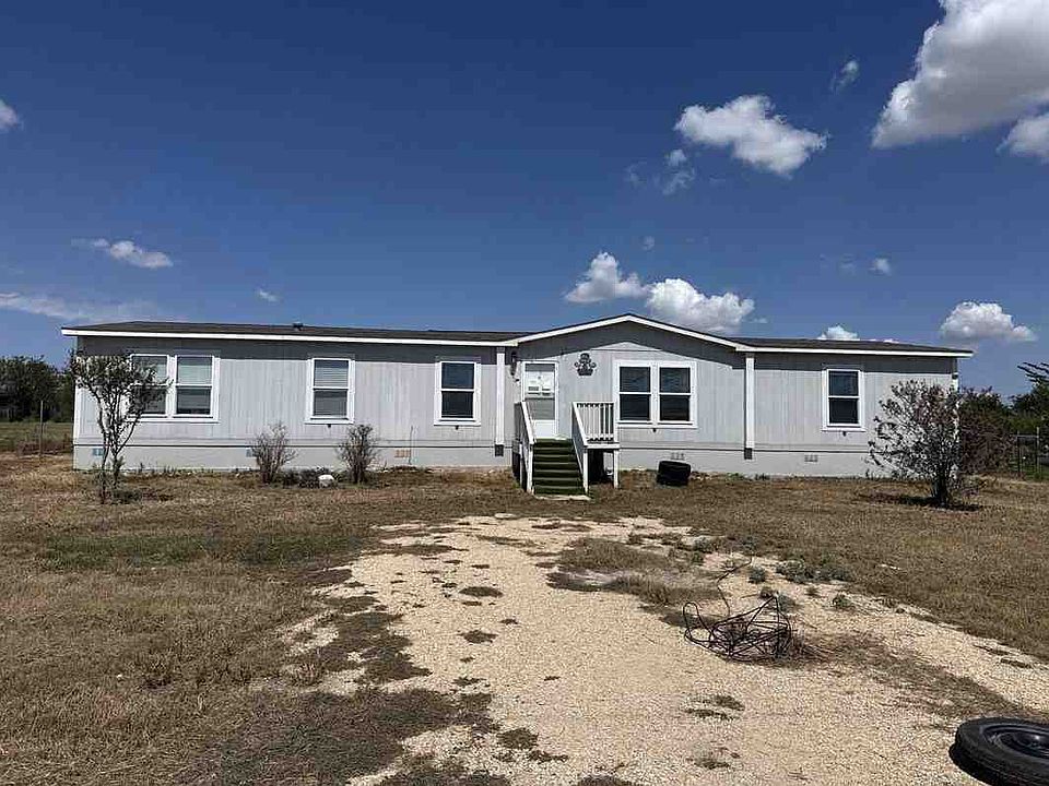 1st image of 646 Lippe Ln