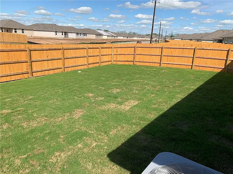14908 Ben Davis Dr — Photo 18