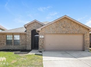 701 Kentucky Derby Ln, Fort Worth, TX 76179
