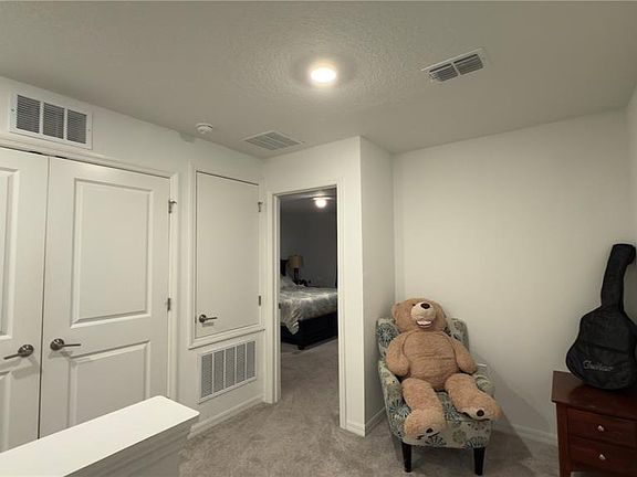 5th image of 2994 CANARY AVENUE