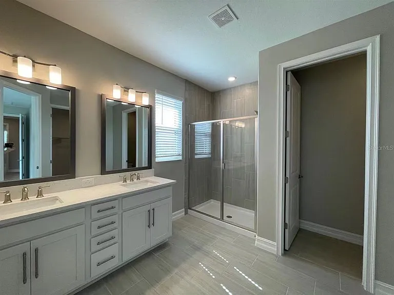 4612 Almada Ln — Photo 12