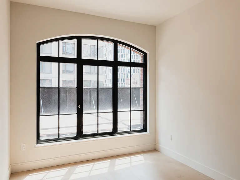 201 E 23rd St #3C — Photo 12