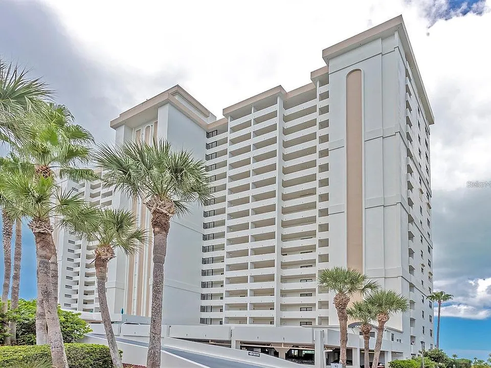 1230 Gulf Blvd #304