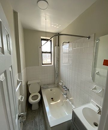4th image of 1401 66th St APT 1