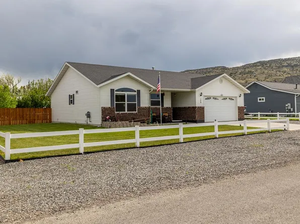 108 Valley Ave, Cody, WY 82414