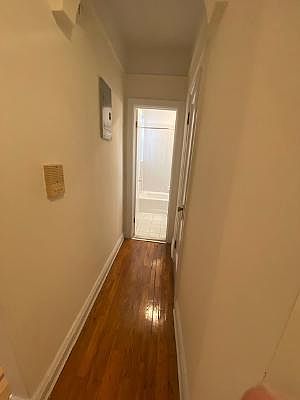 4th image of 417 40th St APT A5