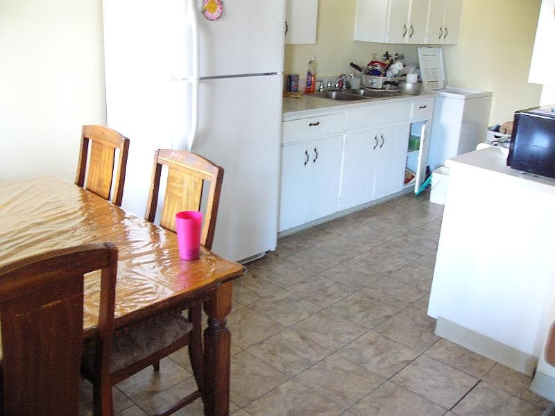 2nd image of 111 N 3rd St APT 3