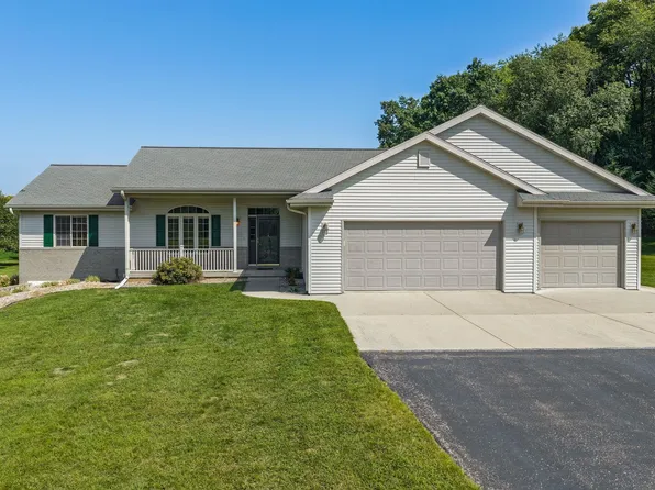 8096 E Quail Meadow Ln, Reedsburg, WI 53959