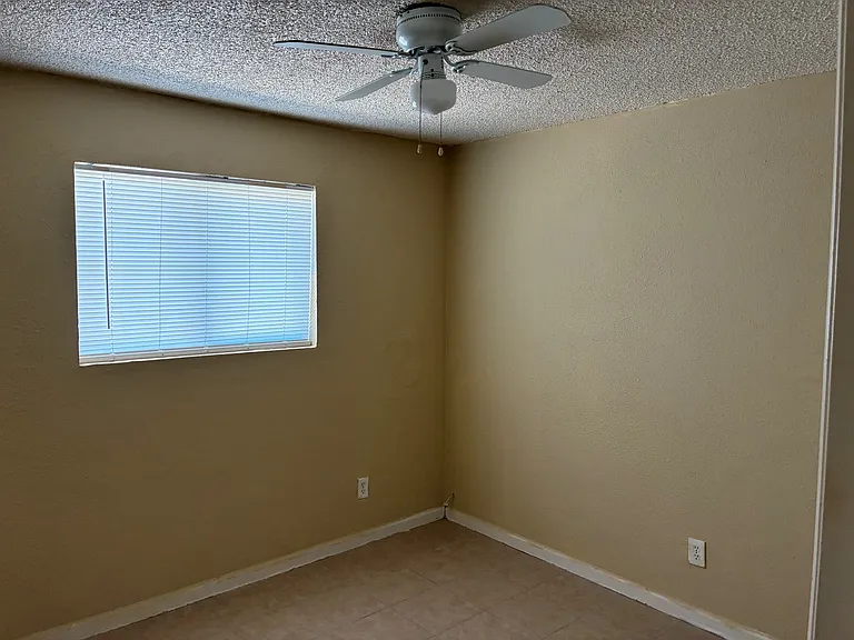 14054 W Noble Cir — Photo 8