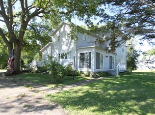 1431 State Route 75 E, Freeport, IL 61032